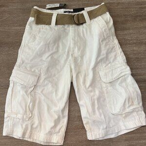 NWT Dillard's First Wave Boys 14 Cream Cargo Shorts with Tan Belt
